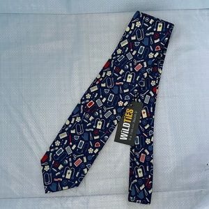 DR THEAMED TIE BY WILD TIES NWT
